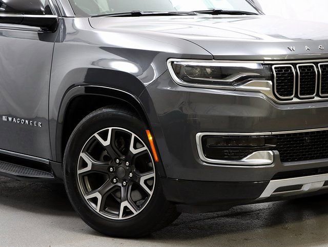 Used 2024 Jeep Wagoneer Series III image 3