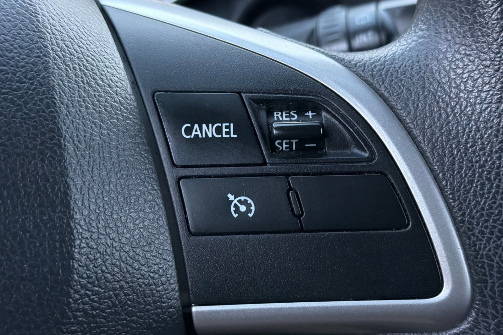 Used 2019 Mitsubishi Outlander Sport ES FWD image 32