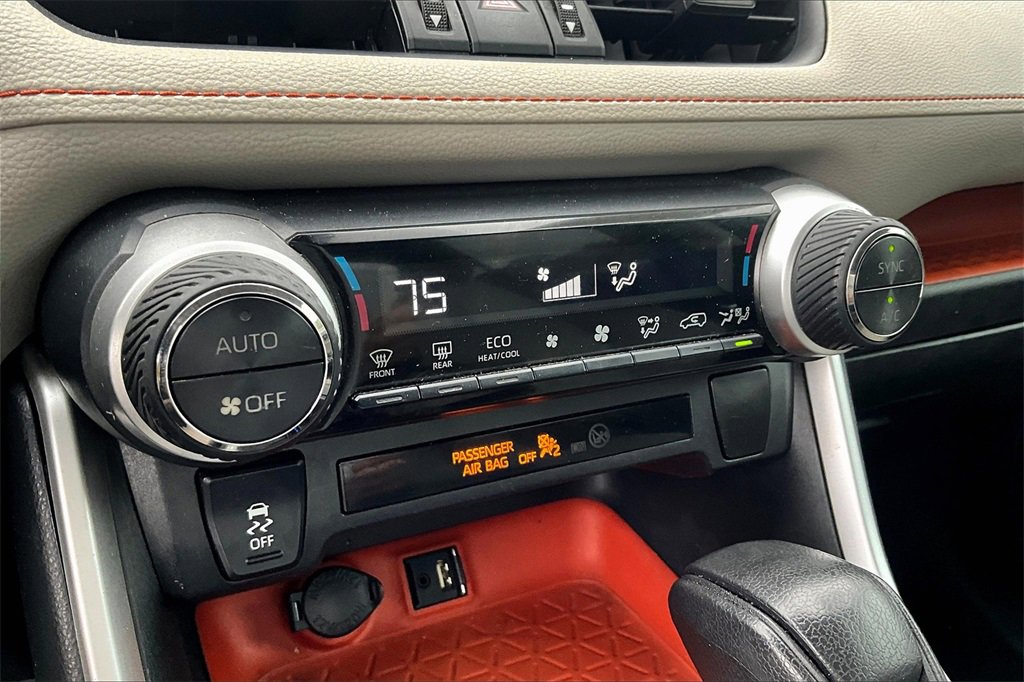 Used 2019 Toyota RAV4 Adventure image 28