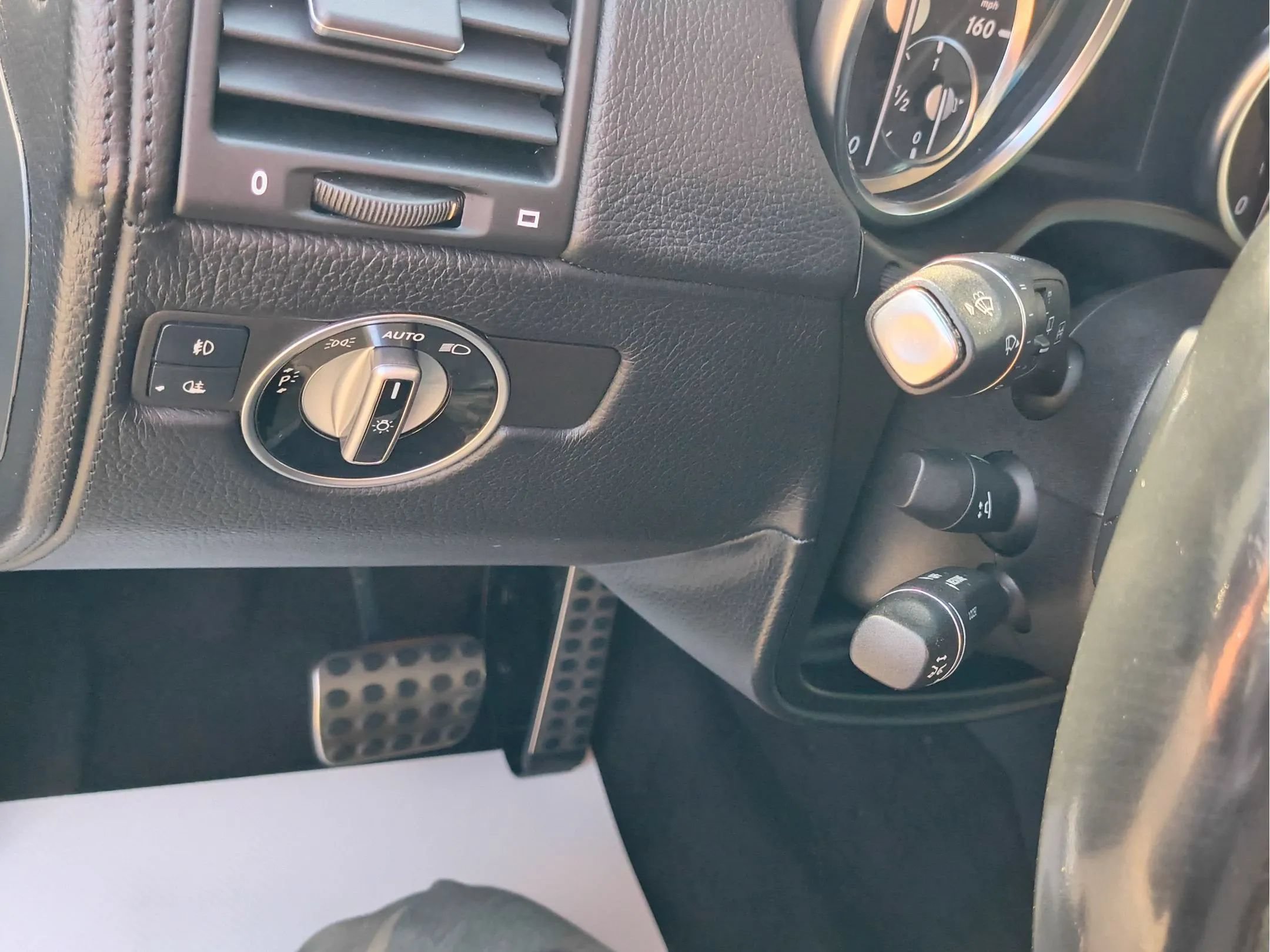 Used 2015 Mercedes-Benz G 550 image 20