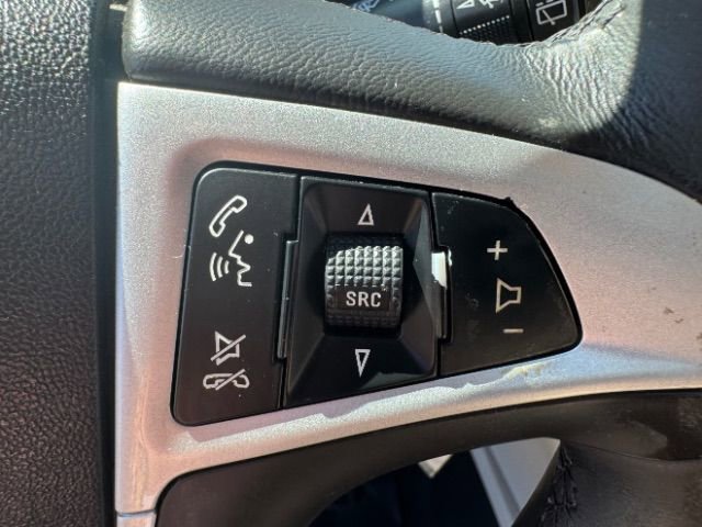 Used 2010 Chevrolet Equinox LT w/ Chrome Appearance Package image 21