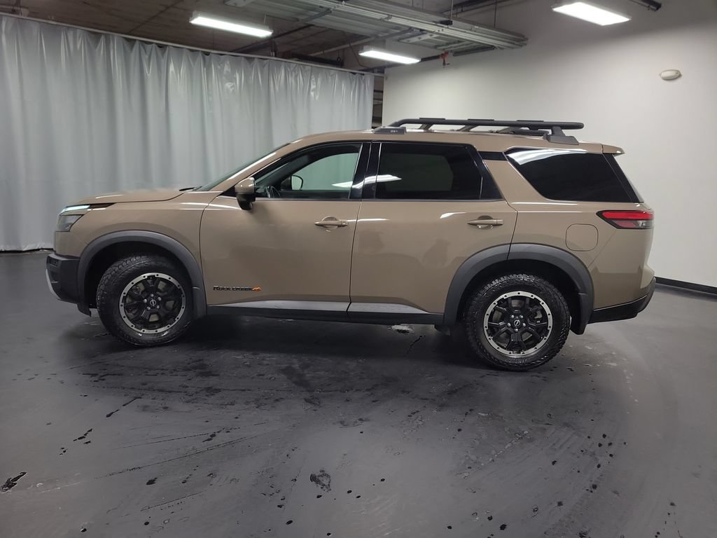 Used 2023 Nissan Pathfinder Rock Creek AWD/4WD image 5