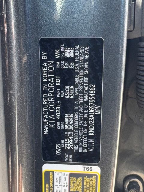 Certified 2025 Kia Soul LX FWD image 13