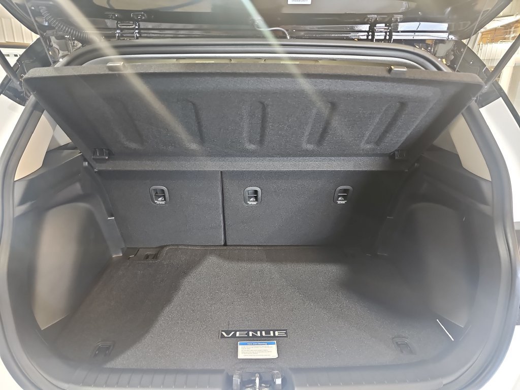 New 2026 Hyundai Venue SEL FWD image 12