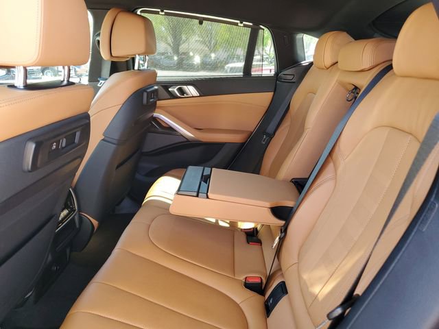 Used 2021 BMW X6 M50i w/ Executive Package AWD/4WD image 10