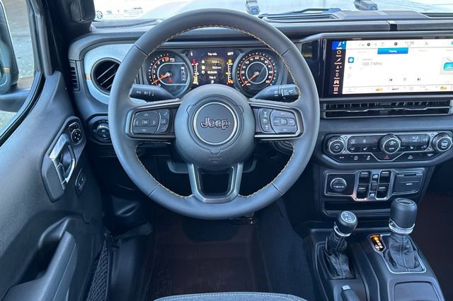 New 2025 Jeep Gladiator Sport AWD/4WD image 14
