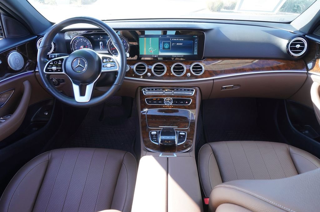 Used 2019 Mercedes-Benz E 300 E 300 image 11