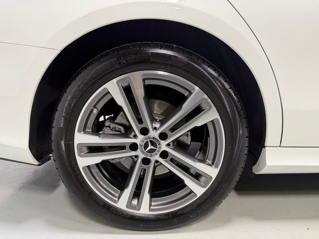 Used 2023 Mercedes-Benz E 350 4MATIC Sedan image 15