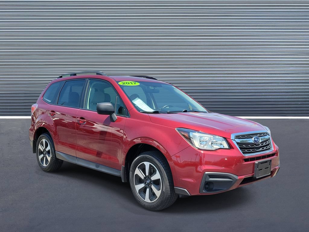 Used 2017 Subaru Forester 2.5i w/ Alloy Wheel Package AWD/4WD image 2