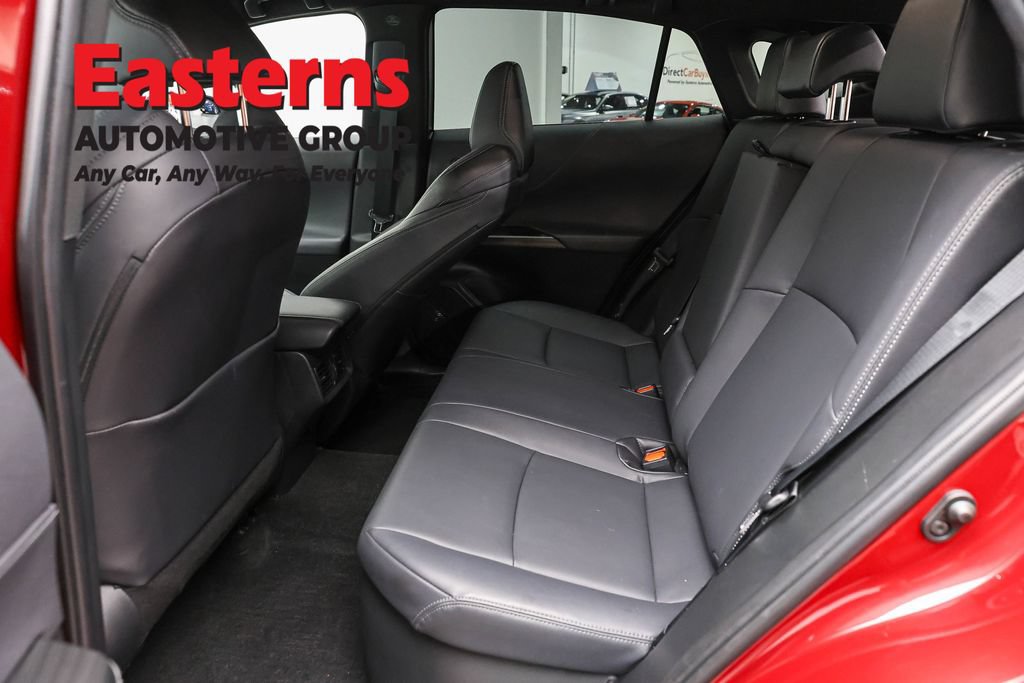 Used 2024 Toyota Venza LE AWD/4WD image 22