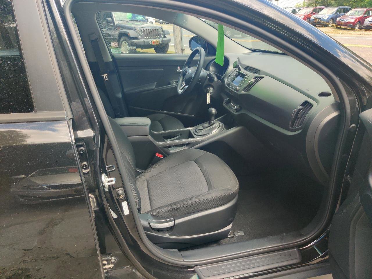 Used 2013 Kia Sportage LX w/ Convenience Pkg image 15