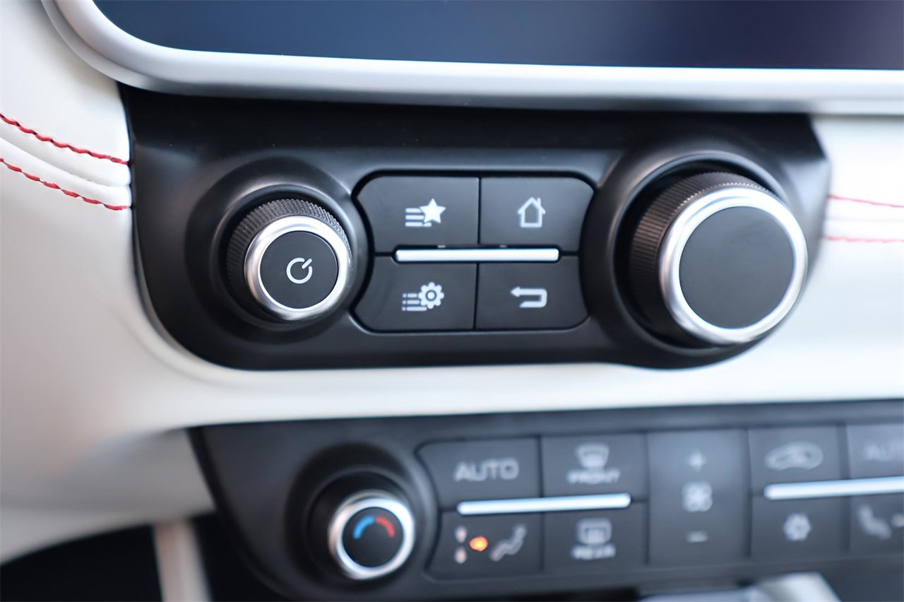 Used 2023 Ferrari Portofino M image 27