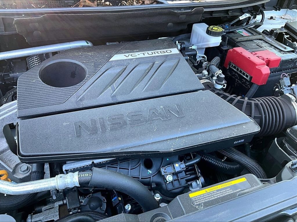 Used 2025 Nissan Rogue SV AWD/4WD image 33