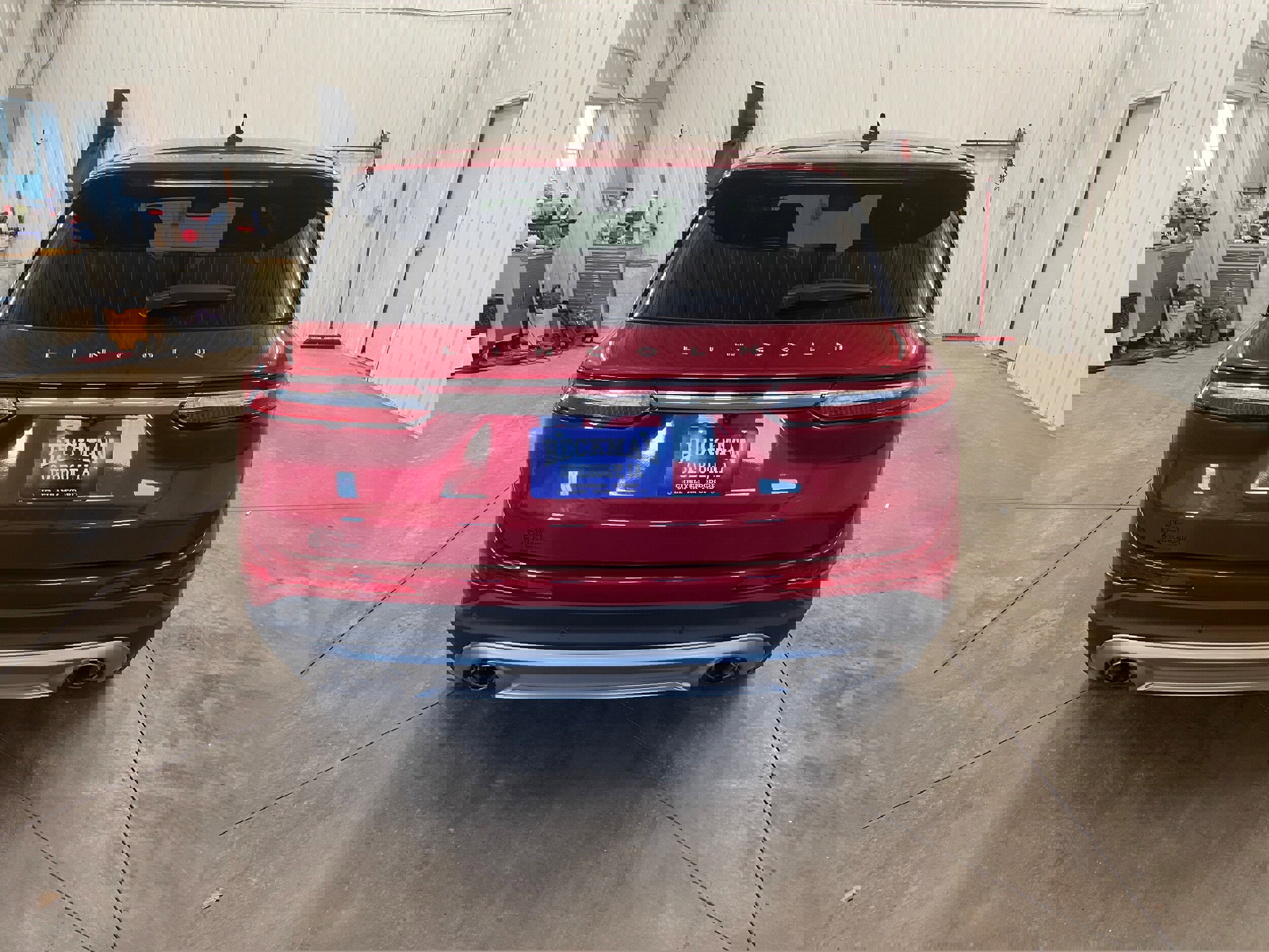 Used 2023 Lincoln Corsair AWD w/ Equipment Group 101A image 4