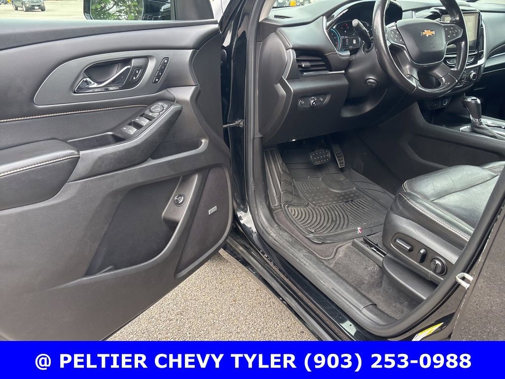 Used 2019 Chevrolet Traverse Premier w/ LPO, Blackout Package image 11