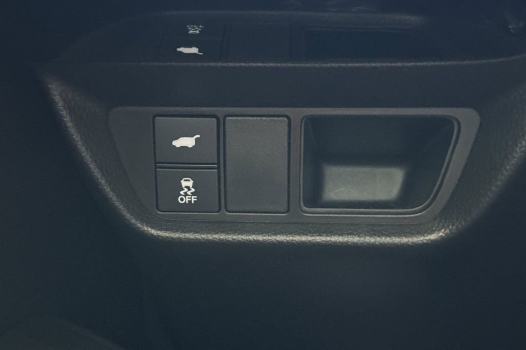 Certified 2025 Acura ADX FWD image 33