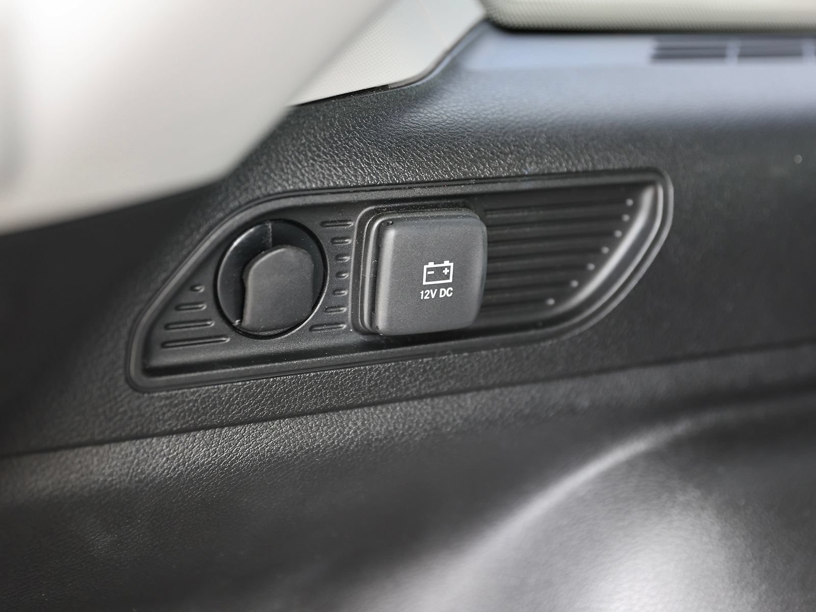 Used 2022 Jeep Grand Cherokee Limited AWD/4WD image 14
