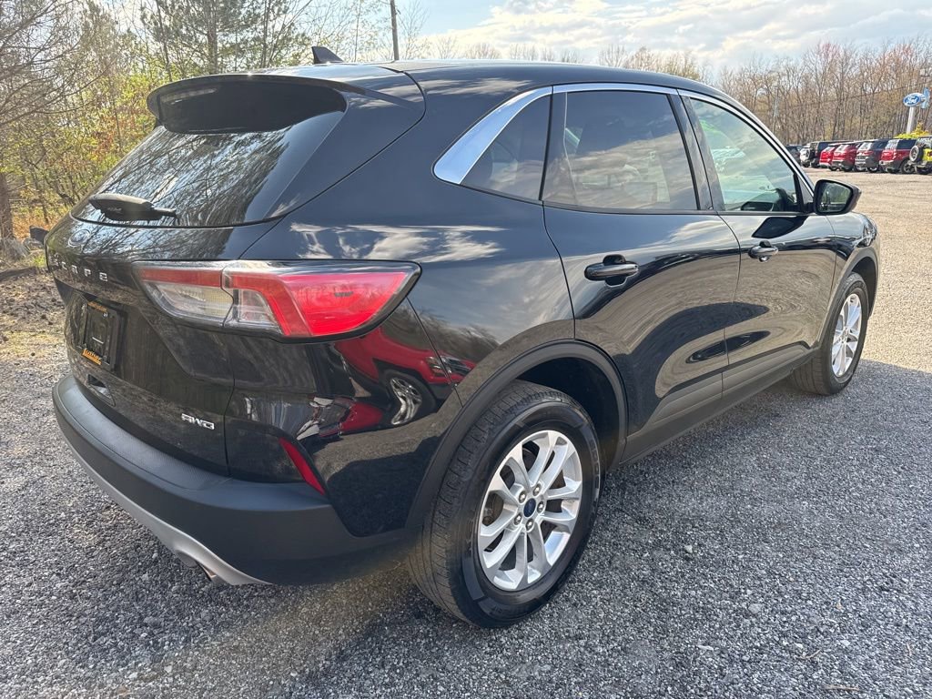 Used 2021 Ford Escape SE w/ Cold Weather Package AWD/4WD image 9