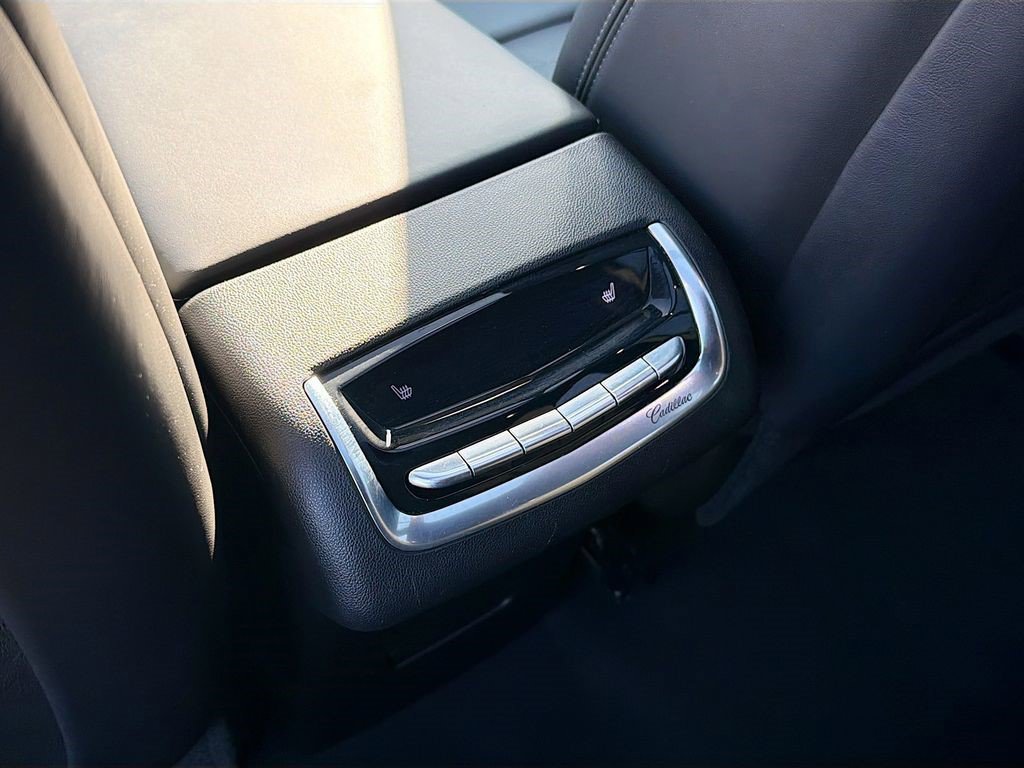 Certified 2025 Cadillac XT6 Premium Luxury w/ Platinum Package image 23