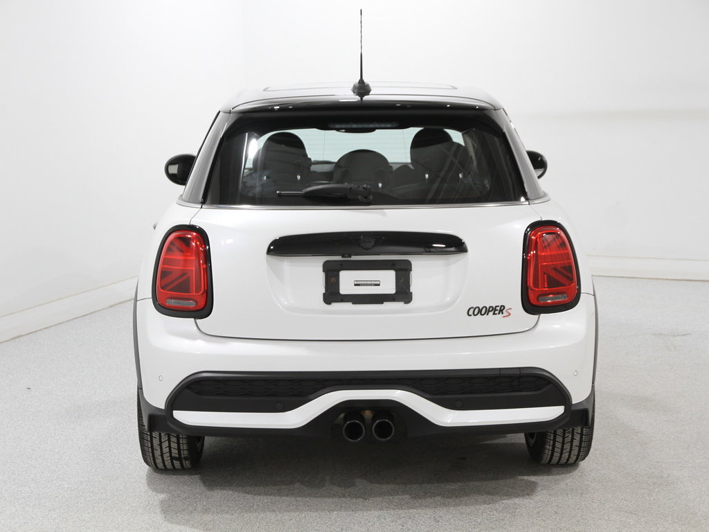 Certified 2024 MINI Cooper S image 18