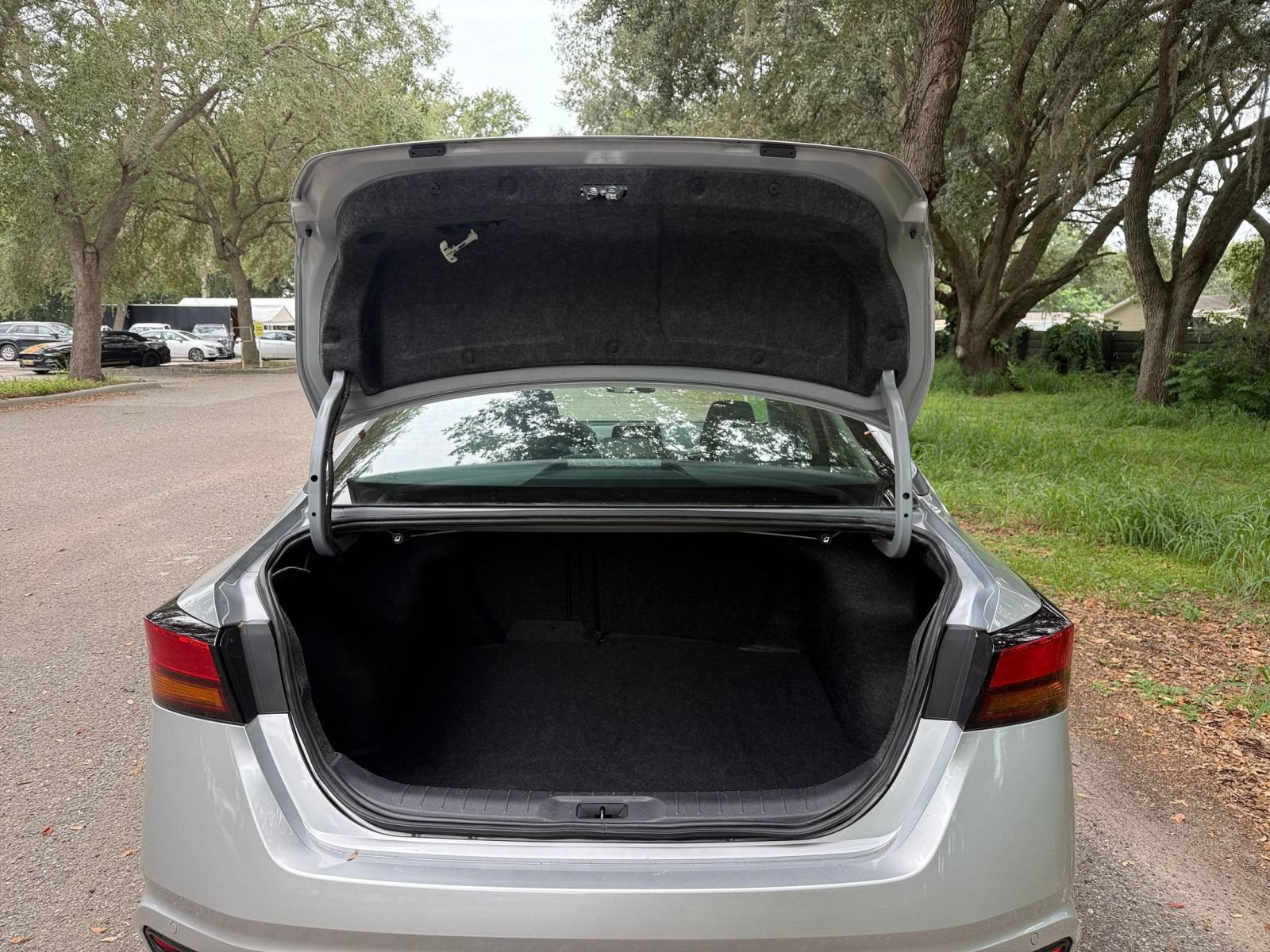 Used 2026 Nissan Altima 2.5 SV FWD image 28