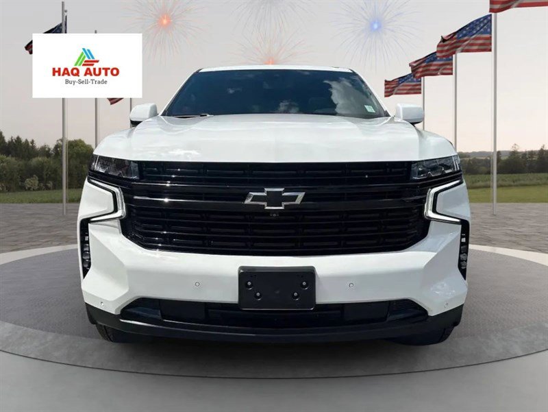 Used 2023 Chevrolet Tahoe RST image 2