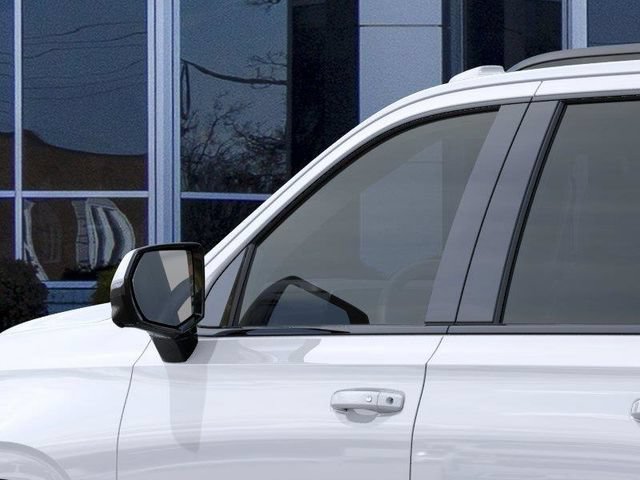 New 2026 Chevrolet Suburban RST w/ Comfort Package AWD/4WD image 12
