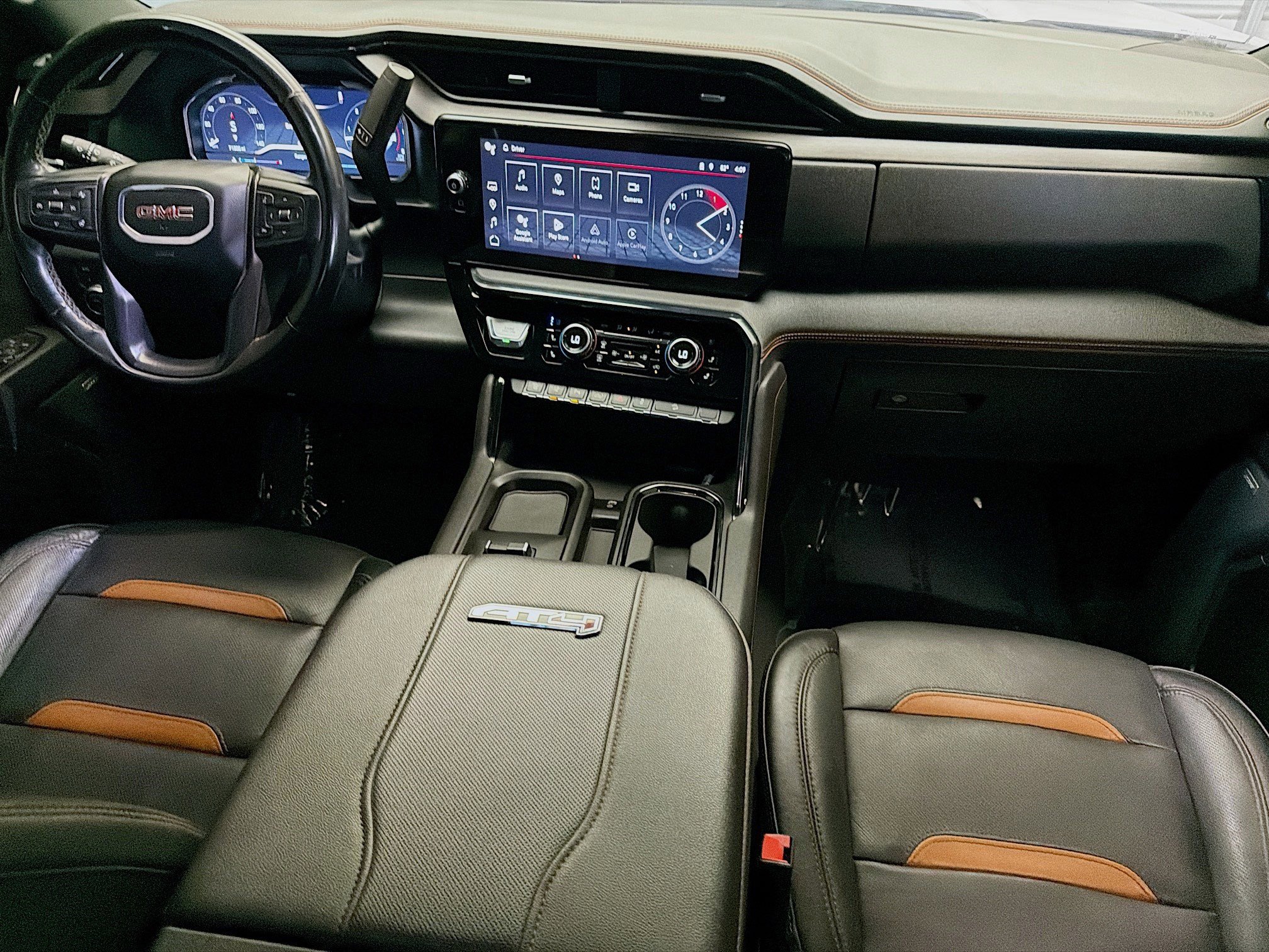 Used 2024 GMC Sierra 2500 AT4 w/ AT4 Premium Plus Package image 12