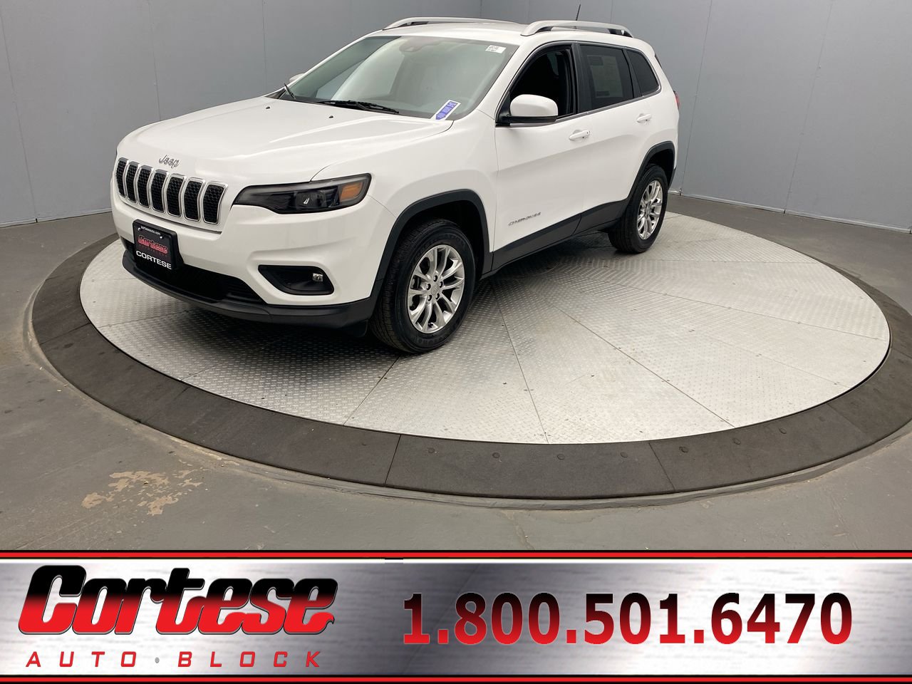 Used 2021 Jeep Cherokee Latitude Plus AWD/4WD image 1