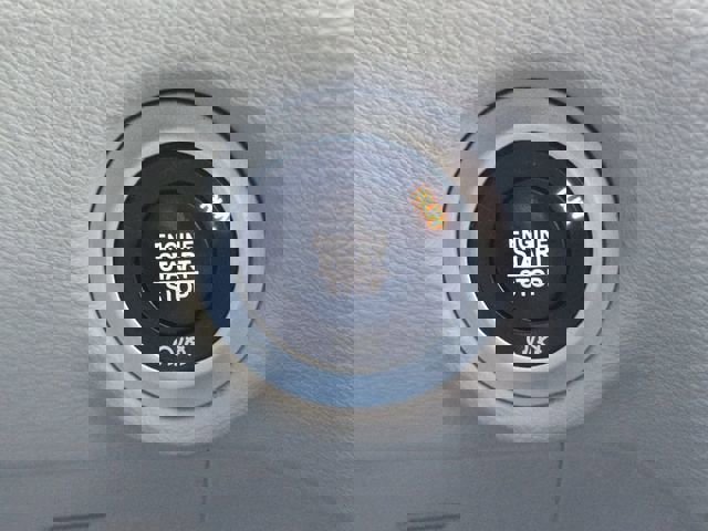 Used 2018 Chrysler Pacifica L image 22