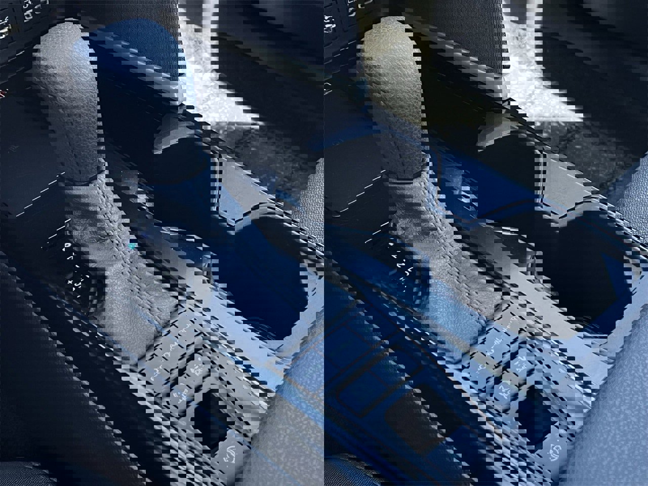 Used 2025 Toyota Camry LE image 17