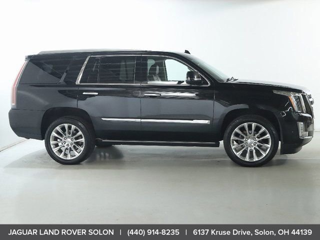 Used 2018 Cadillac Escalade Premium Luxury image 10