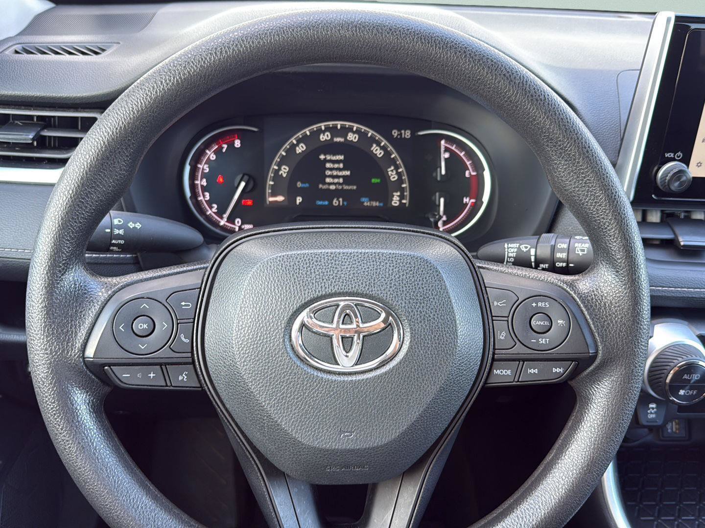 Used 2024 Toyota RAV4 XLE FWD image 17