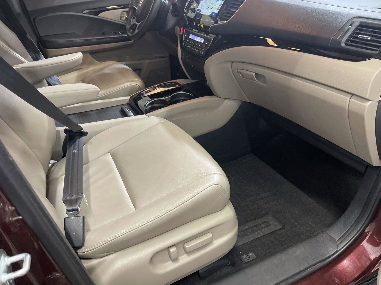 Used 2022 Honda Pilot Touring image 26