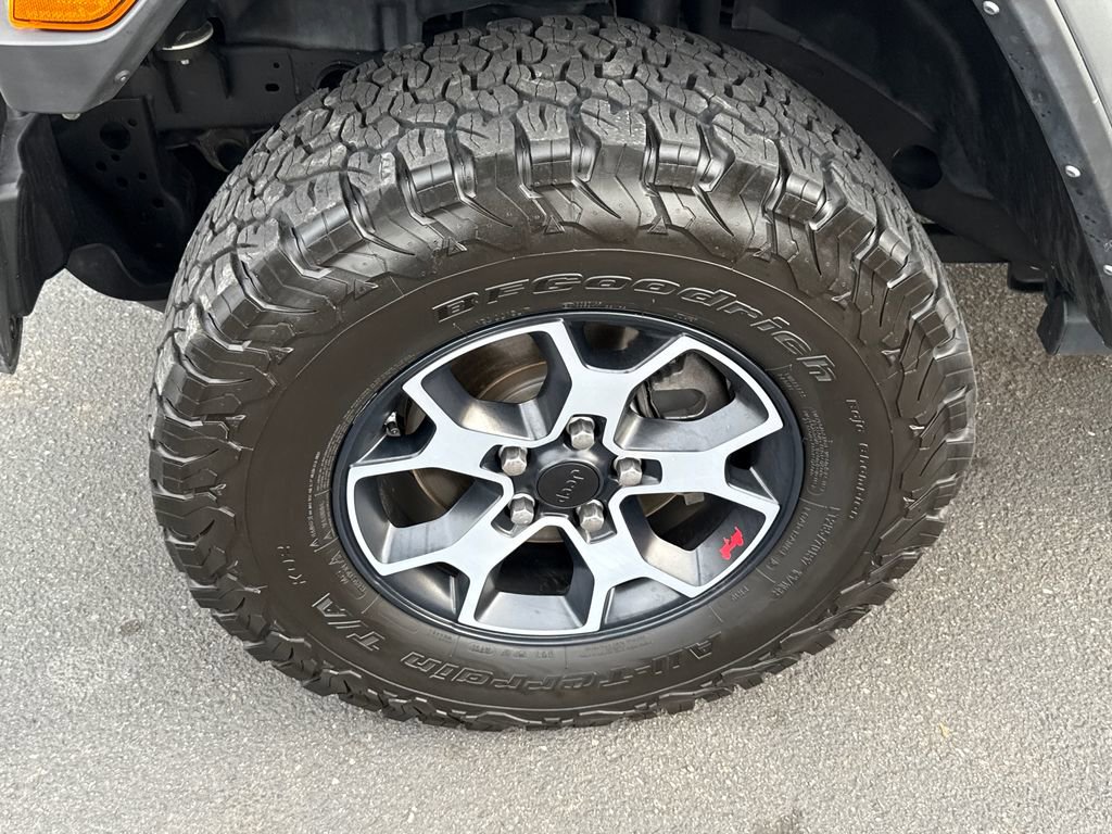 Used 2022 Jeep Wrangler Unlimited Rubicon AWD/4WD image 7