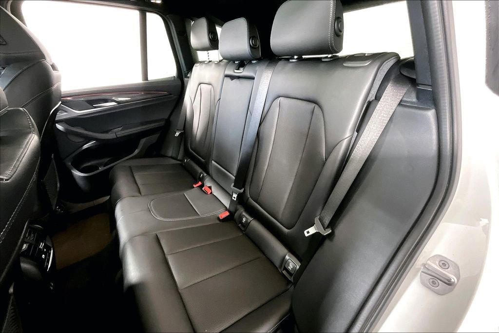 Used 2023 BMW X3 M40i w/ Premium Package image 26