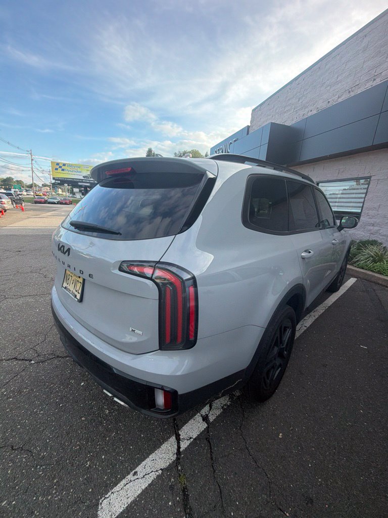 Used 2025 Kia Telluride EX X-Line AWD/4WD image 4