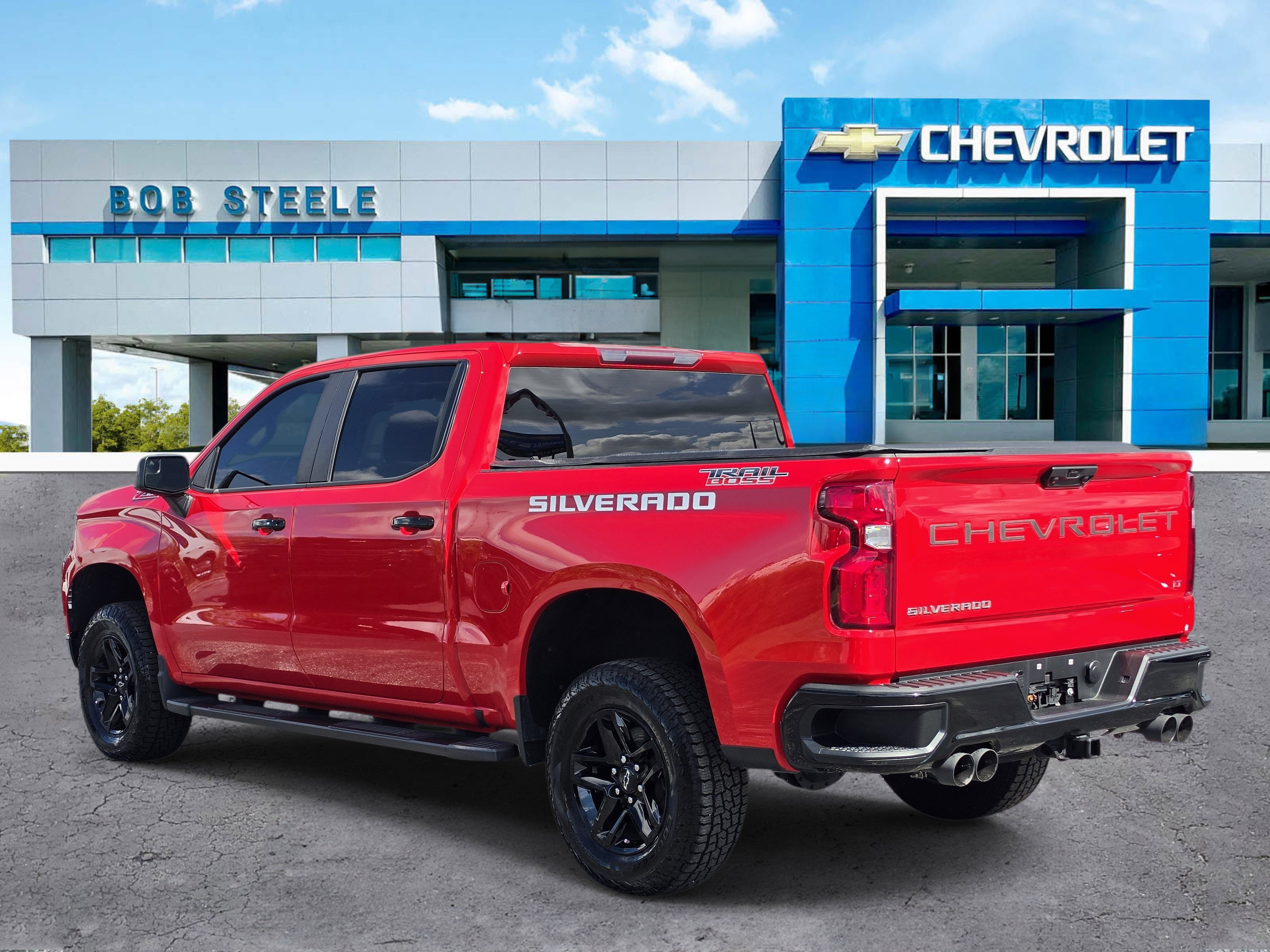 Used 2023 Chevrolet Silverado 1500 LT Trail Boss w/ Protection Package AWD/4WD image 3