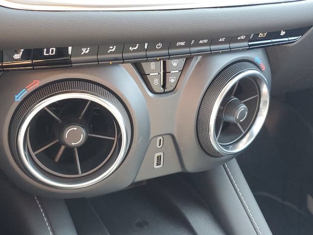 Certified 2024 Chevrolet Blazer LT w/ Convenience Package AWD/4WD image 28