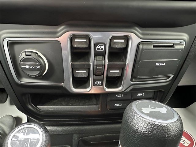 Used 2023 Jeep Wrangler Unlimited image 28