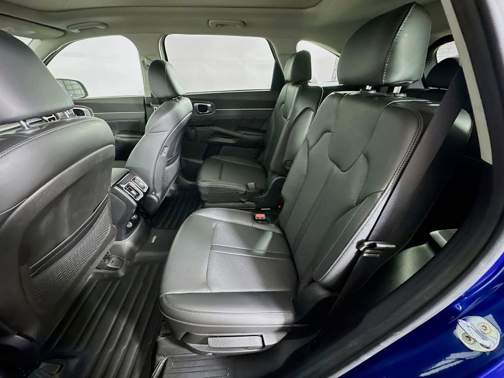 Used 2021 Kia Sorento SX image 36