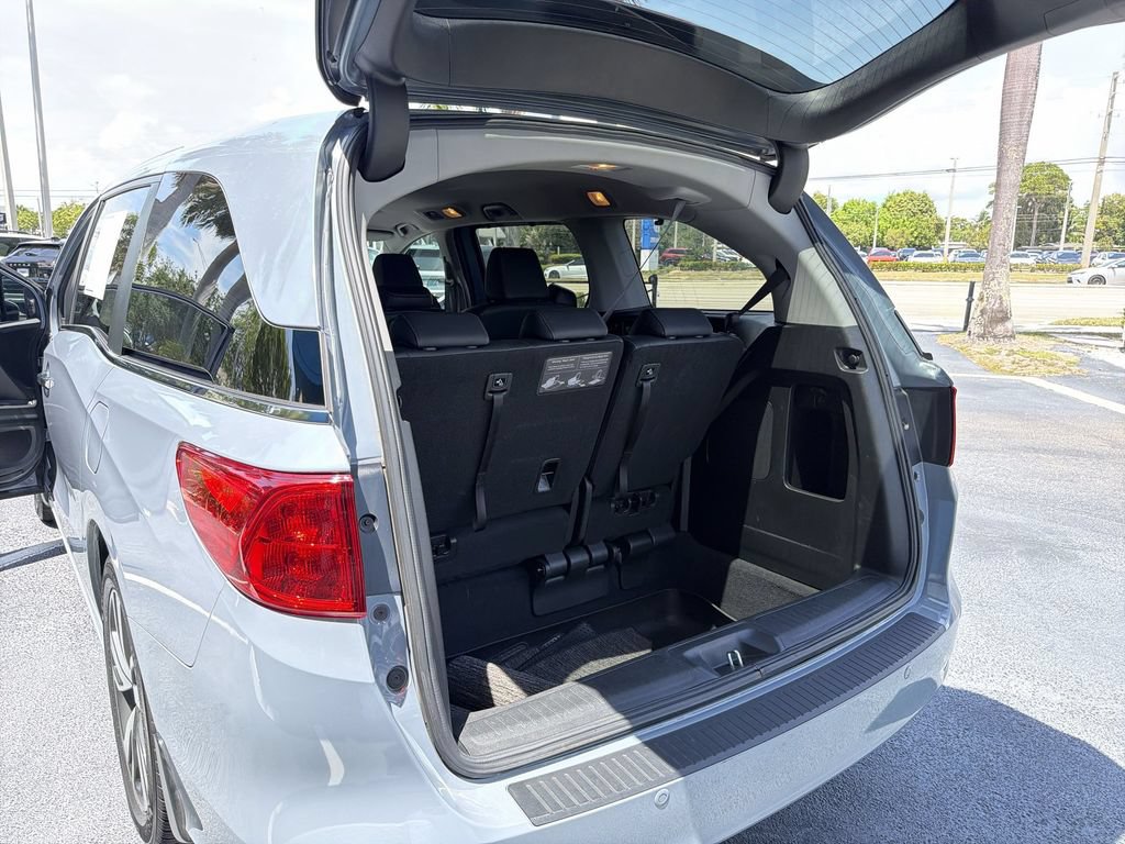Certified 2024 Honda Odyssey Touring image 27