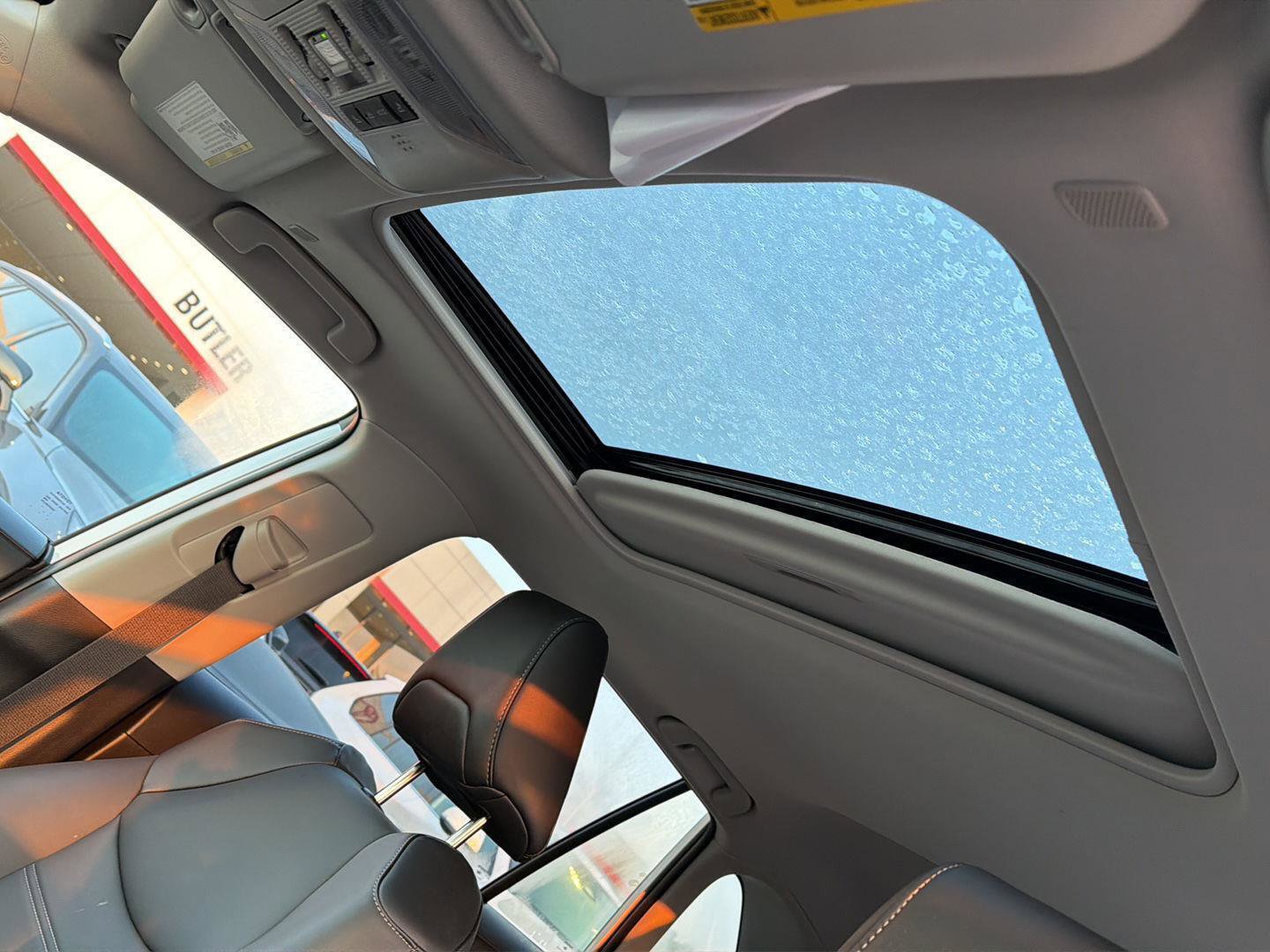 Certified 2025 Toyota RAV4 XLE Premium FWD image 31