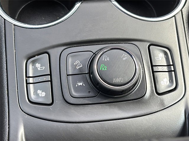 Used 2023 GMC Terrain SLT image 33