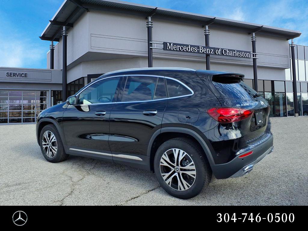 Used 2026 Mercedes-Benz GLA 250 4MATIC image 4