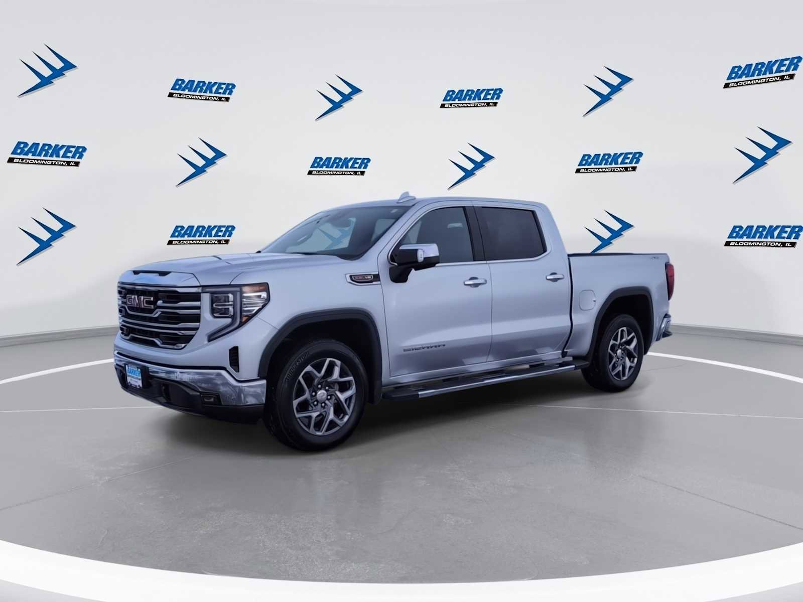 Used 2022 GMC Sierra 1500 SLT w/ SLT Premium Package image 5