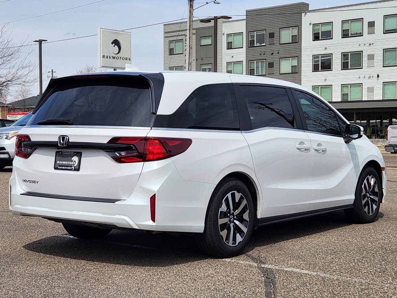 Used 2025 Honda Odyssey EX-L image 9