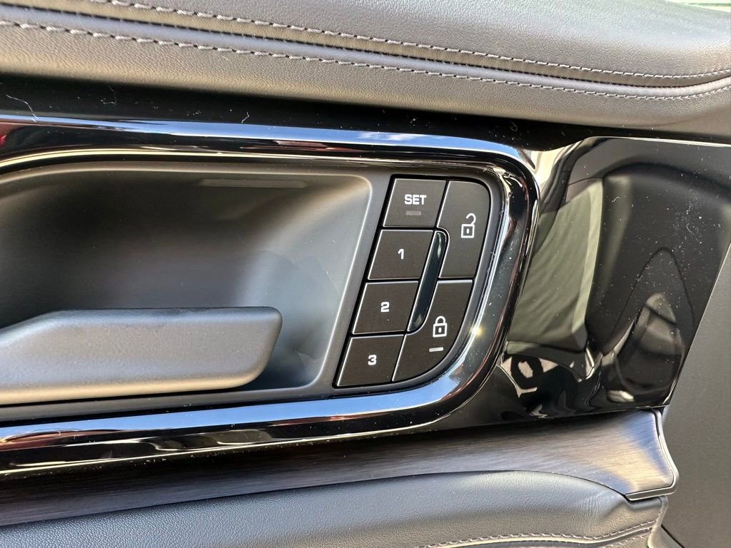 Used 2026 Porsche Panamera GTS image 19