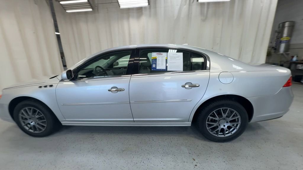 Used 2011 Buick Lucerne CXL FWD image 6