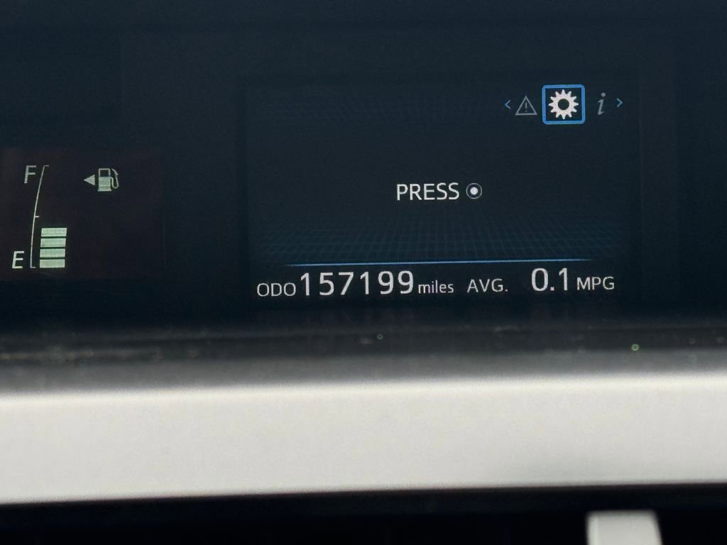 Used 2017 Toyota Prius V Three FWD image 26